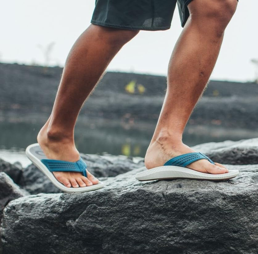 Ulele Men'S Beach Sandals, Water Resistant Flip Flops, Arch Support & Comfort Fit, Lightweight & Durable, Enhanced Grip & Traction